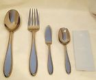 091574189666 Wedgwood Claremont Hostess Serving