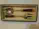 72-312 Server Ruby Simplydesignz Modern Metals Salad Servers Set Color New In Box 822919723128