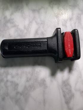 480b Chefs Choice Chefschoice Compact Two-stage Knife Sharpener-diamond Abrasives Great Condition