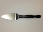 Cue1 Cutco Serrated Pie Server