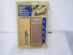 Dmt 017042003012 Diamond Whetstone Sharpener Red Fine D6f New / Sealed