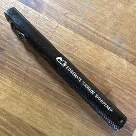 40001 Gatco Edgemate Black Aluminum Tungsten Carbide Knife Sharpener