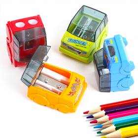 Ps-14 Quiyetong Pencil Sharpeners 4 Pcs Car Shape Manual Dual Colorful