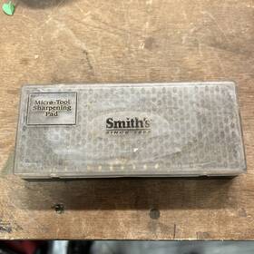 Smiths Sharpeners 027925012741 Diamond Bench Stone 6 Inch Coarse 325 Grit With Micro-tool Sharpening Pad