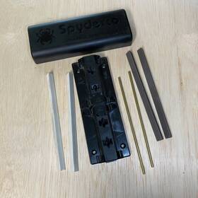 Spyderco 716104640102 Knife Sharpener Tri-angle Sharpmaker Set Complete