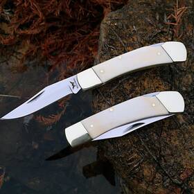W1312013 Watchman W132 Pocket Knife Lock Back Folding With Authenti