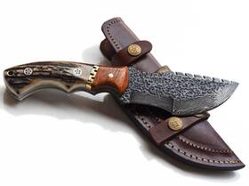 Whole Earth Supply 763616536065 Damascus Hunting Knife With Stag Antler Handle And Leather Sheath T