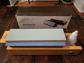 3069720201 Wusthof Tri-stone Sharpener Honing Knife Gently Used