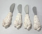 Set Of 4 Boston Warehouse Cheese Spreaders Stainless Steel Knives W/ Grapes. Fixed Price $7.98.