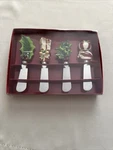 Set Of 4 Festive Holiday Party Spreaders Appetizer Knives Dip Cheese Christmas. Fixed Price $15.00.