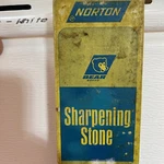 Vintage Norton Bear Brand Sharpening Stone Upb 6. Fixed Price $24.99.