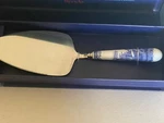 Spode Blue Italian Cake Slice Stainless Knife With Porcelain Handle 10 Nib. Fixed Price $22.00.