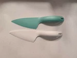 New Tupperware Pastry Cutter Pie Cake Server 5193 Multiple Colors. Fixed Price $12.99.