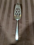 Wallace Stainless Pie Server Vintage 10. Fixed Price $18.49.