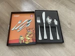 Zwilling 4-PC Twin Kids Teddy Flatware Set, 18/10 Stainless Steel Nib. Fixed Price $38.21.