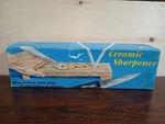 Vtg Idahone Inc. 4 Rod Diamond Ceramic Turn Box Crock Stick Knife Sharpener. Fixed Price $24.99.