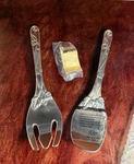 New Lenox Ivy Cottage Metal Salad 11" Server Set Of 2. Fixed Price $35.00.