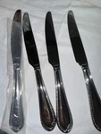 Mikasa Sinclair Flatware Replacement 4 Dinner Knifes. Fixed Price $19.99.