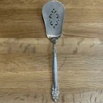 Oneida Community Spanish Crown Silverplate 1970 Pastry Server. Fixed Price $19.99.