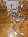 Epare Topper Set Soft Boiled Eggs With & 2 Cups Spoons Unsealed. Fixed Price $10.00.
