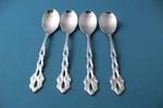 Oneida Chandelier Ice Cream Spoons (set Of 4) Community Stainless 6". Fixed Price $25.49.