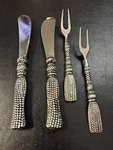 4 Piece Silea Silverplate Tassel Handle Forks & Spreaders Hors Oeuvres Set. Fixed Price $6.99.