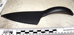 New Tupperware Black & Serrated Pie Cutter Dessert Server #5193A-8. Fixed Price $6.00.