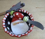 Mud Pie Christmas Santa Dip Bowl Spreader Knife Set Ceramic Holiday Serving Dish. Fixed Price $18.27.