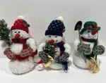 Knitted Snowman Set Of 3 World Bazaars, Inc Scarfs Hats Plaid Gloves Winter Vtg. Fixed Price $9.99.