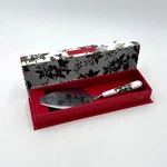 Portmeirion The Holly And Ivy Cake Slice/server New In Box. Fixed Price $20.00.