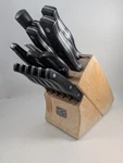 Classic Chicago Cutlery 14 Piece Knife Block Set. Fixed Price $84.95.