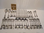 Oneida Michelangelo Heirloom Cube Stainless Flatware Set 44 Pc Serving. Fixed Price $199.99.