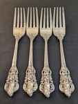 Lot Of 4 Grand Antique Silverplate Pierced Handle Salad Forks China Silverware. Fixed Price $20.39.