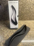 Magisso Cake Server Pure Black One-handed Slicer Lifter Tool Maria Kivijarvi. Fixed Price $16.99.