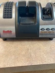 Smiths Diamond Edge Pro Electric/manual Knife & Scissors Sharpener 6001. Fixed Price $10.00.
