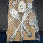 Mud Pie Rustic Butter Board Set W/ Engraved Spreader Knives Nwt. Fixed Price $16.99.