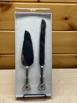 Lillian Rose Tri Chrome Heart Knife & Server Wedding Cake. Fixed Price $14.99.