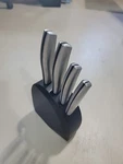 Kobe Hampton Forge 5 Piece Cutlery Set 4 Fine Chef Knives With Knife Block. Fixed Price $38.00.