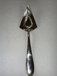Yamazaki 10 1/4" Austen-harmony Cake Knife Pie /pastry Server Stainless Korea. Fixed Price $20.00.
