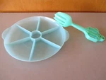 Vtg Original Tupper Corp Welcome Ware Round Divided Dish & Salad Tongs. Fixed Price $8.75.