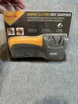 Smith's 50005 Edge Pro Compact Electric Knife Sharpener New In Package!. Fixed Price $18.98.