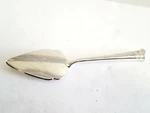 Lenox Wedding Promises Opal Innocence Cake Server. Fixed Price $26.14.