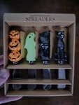 Boston Warehouse Spreaders Halloween Knife Set Glow Dark Ghost Pumpkins Cat. Fixed Price $12.99.