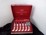Spode Italian Cranberry Transferware Cheese Knife & 6 Spreaders Set Nib. Fixed Price $25.00.