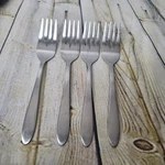 Oneida Silver Taylor French Salad Forks Appx 7" Lot Of 4. Fixed Price $24.00.