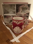 Harry & David Christmas Red Bow, Candy Cane Dot Snow Mugs S4 Nib. Fixed Price $34.56.