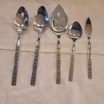 5 Oneida Distinction Stainless Lisbon Serving Spoons Pie Server Butter Knife. Fixed Price $35.00.