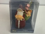 Boston Warehouse Warren Kimble Santa Cat Folk Art Spreaders Stainless Steel. Fixed Price $12.00.