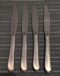 4 Wallace Saybrook Stainless Flatware Dinner Knives Knife Set. Fixed Price $18.00.