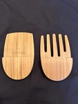 Pampered Chef Bamboo Salad Claws #2288 Retired Server Fork Spoon. Fixed Price $8.00.